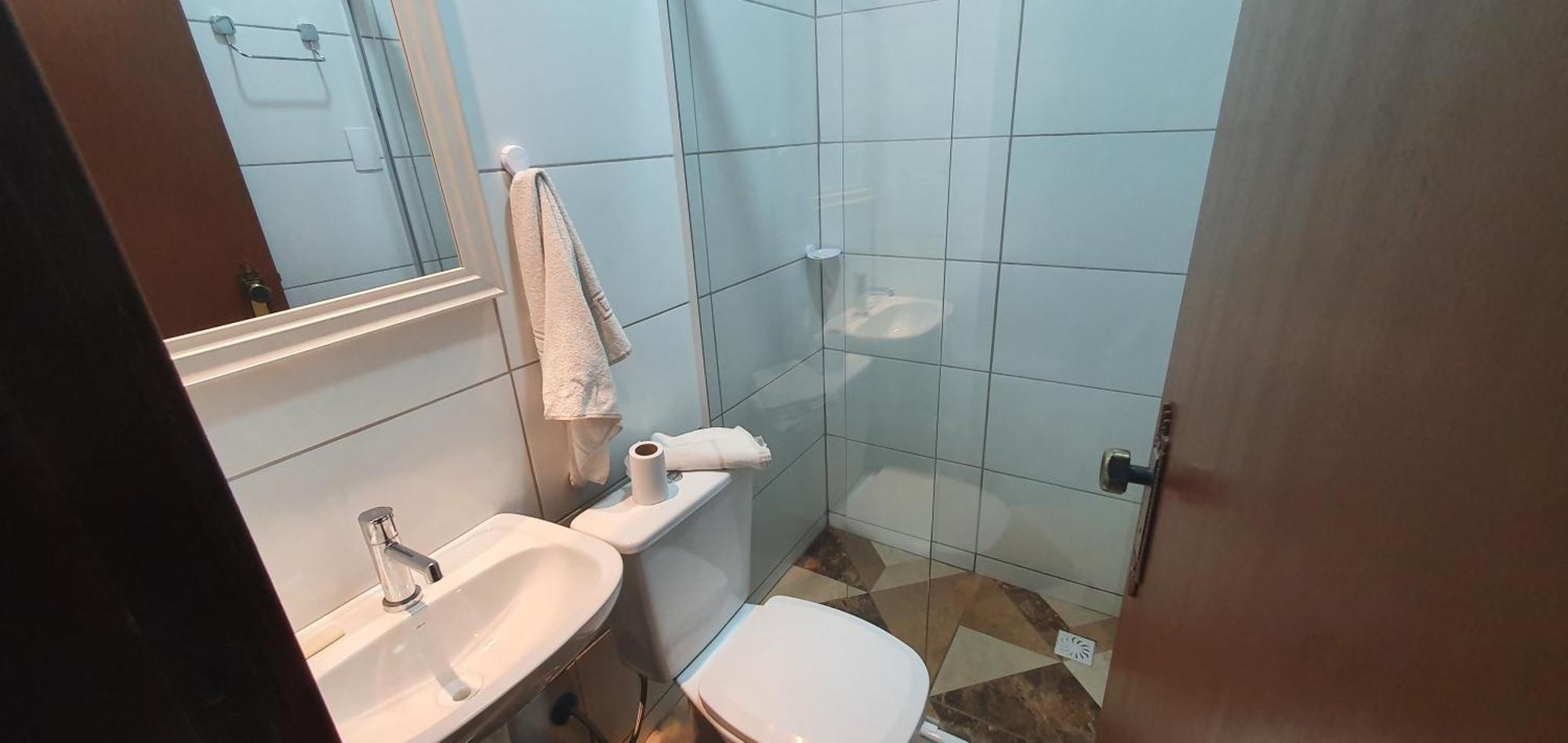 Praia Brava Guest House Suítes Itajaí Quarto foto